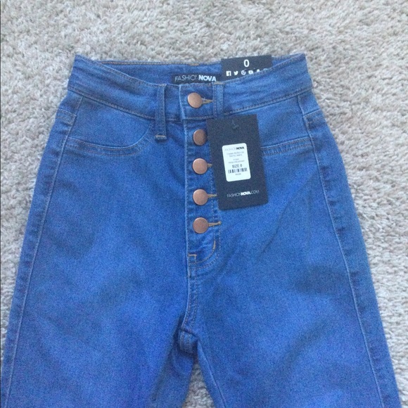 🔥🔥HOST PIC🔥🔥 Classic Button Up Skinny Jeans - Picture 5 of 13